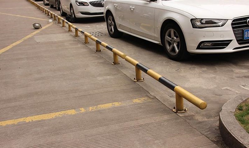 钢管挡车器汽车位限位器u型护栏停车位阻车器定位防撞杆桩挡车杆