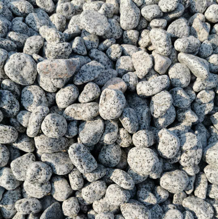 厂家优质黑白点芝麻灰鹅卵石 建筑芝麻白砾石 园林铺路造景石子