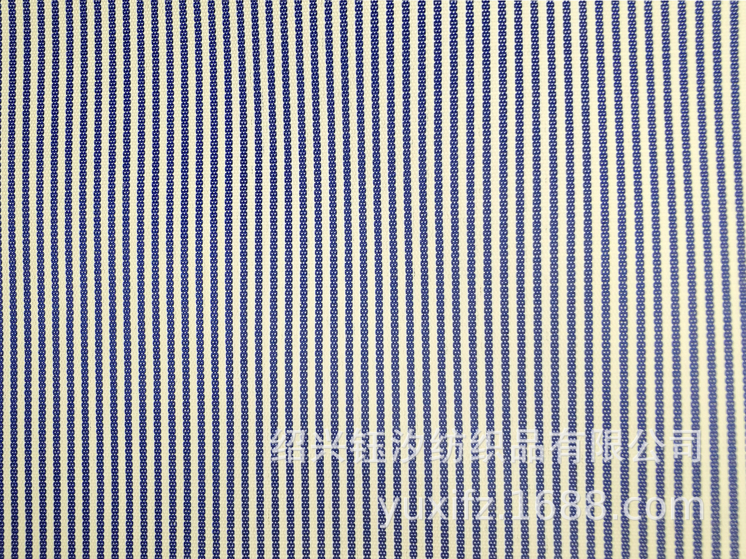 厂家直销色织细小条纹衬衫面料格子布里衬内衬服装布料现货