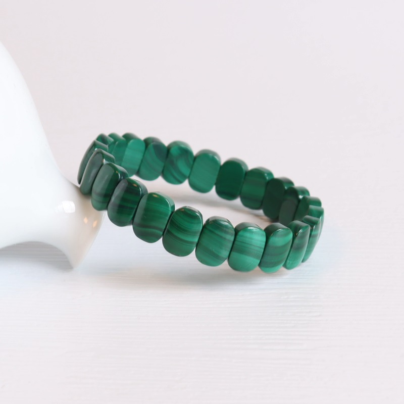 天然水晶 天然孔雀石手排 小巧精致 纹理清晰 时尚男女款饰品手牌