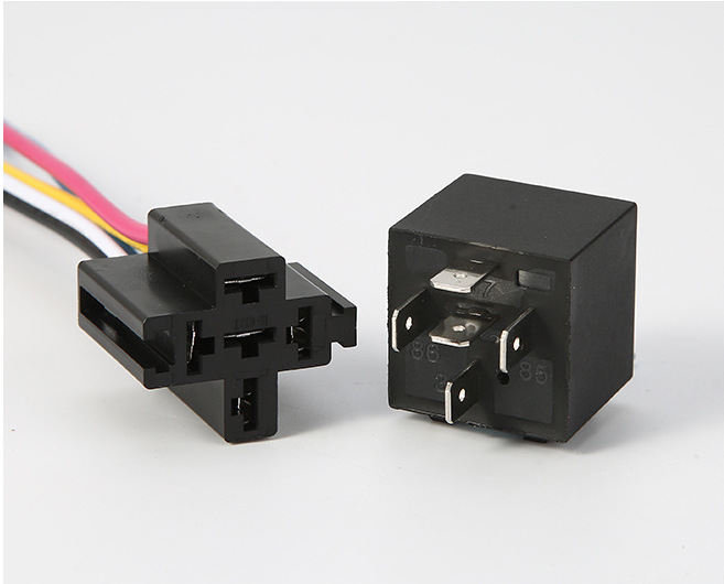 jd1914/jd1912 12v-24v 40a汽车继电器四脚五脚铁背继电器带插座