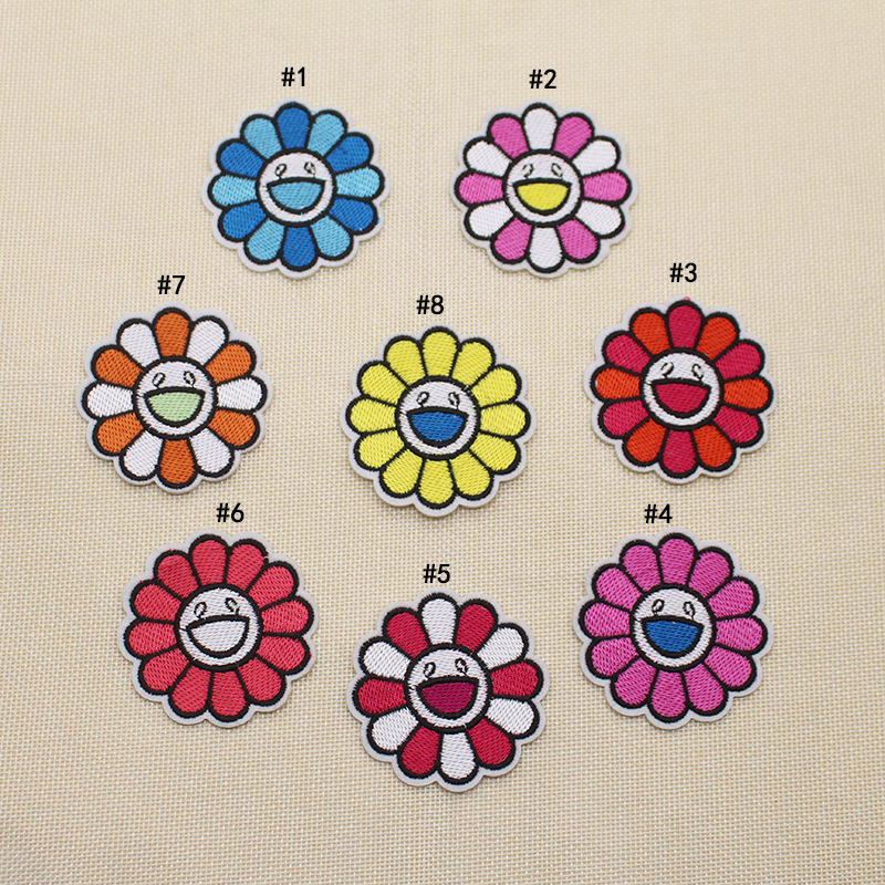 现货彩色太阳花刺绣布贴电脑绣花章仔diy童装箱包笑脸卡通补丁贴
