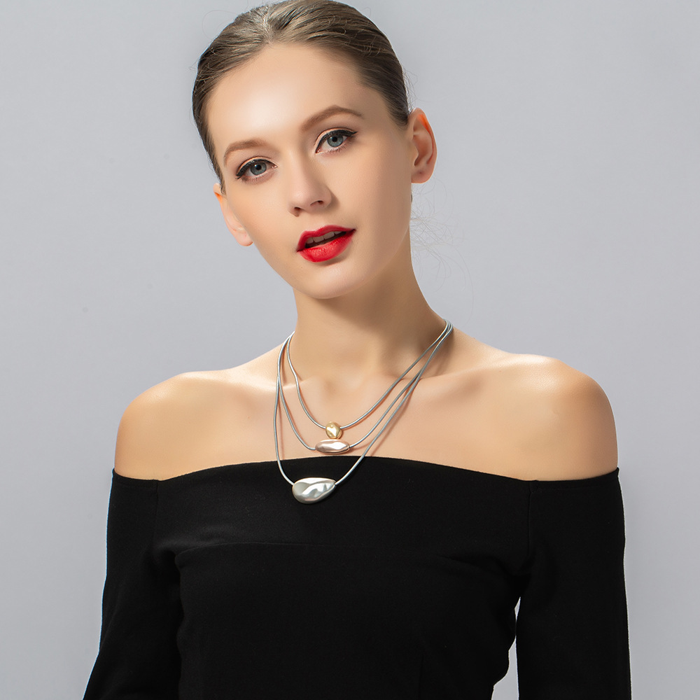 cross-border amazon new foreign trade simple fashion in europe and america foreign trade necklace multi-layer clavicle women‘s short chain wholesale