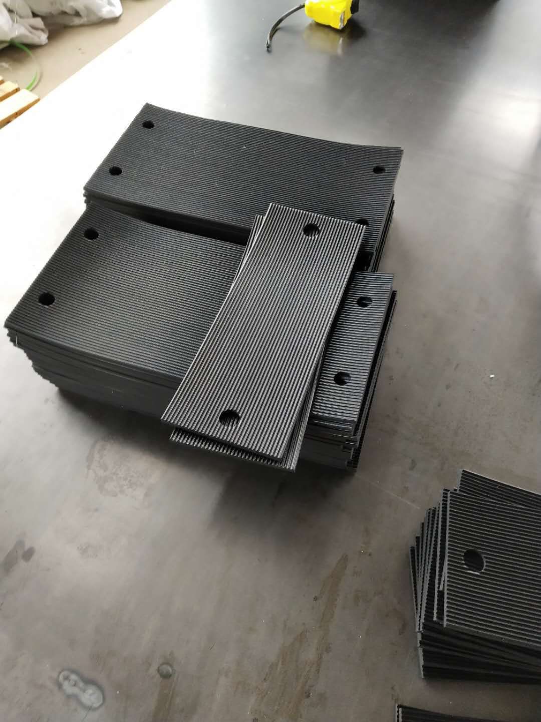 厂家销售夹布橡胶板 超耐磨橡胶板 铺地加厚减震橡胶板10mm15mm20