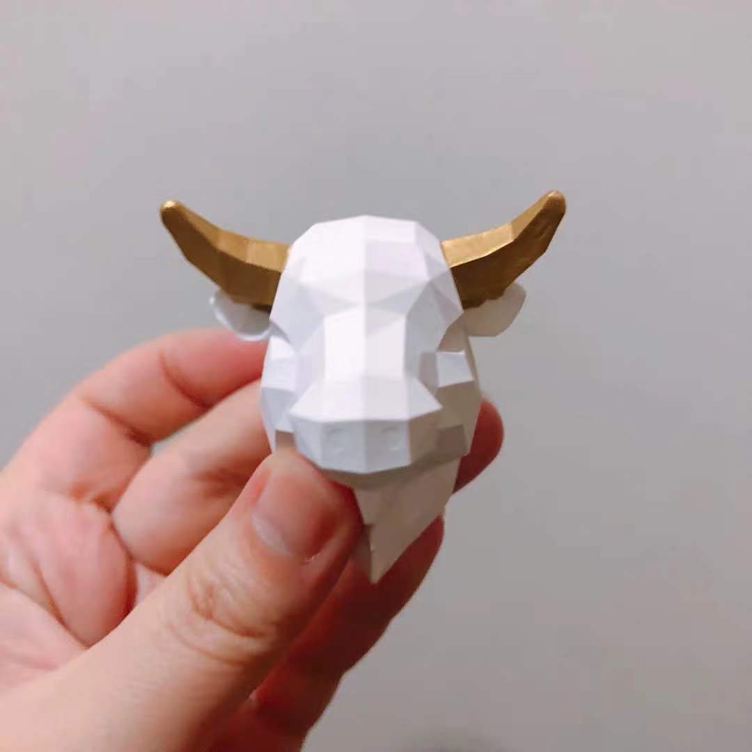 几何牛头个性时尚简约新款男士简约国际香调汽车出风口石膏车装饰