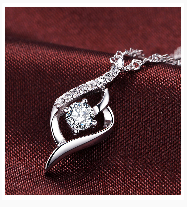 闽粤珠宝 s925纯银项链 韩版项饰柔美配饰 镶嵌唯爱锆石吊坠批发