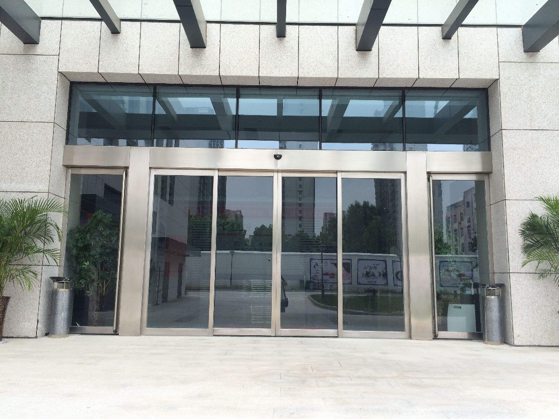 地铁自动感应玻璃门 电动办公室玻璃感应门 遥控电动门感应自动门