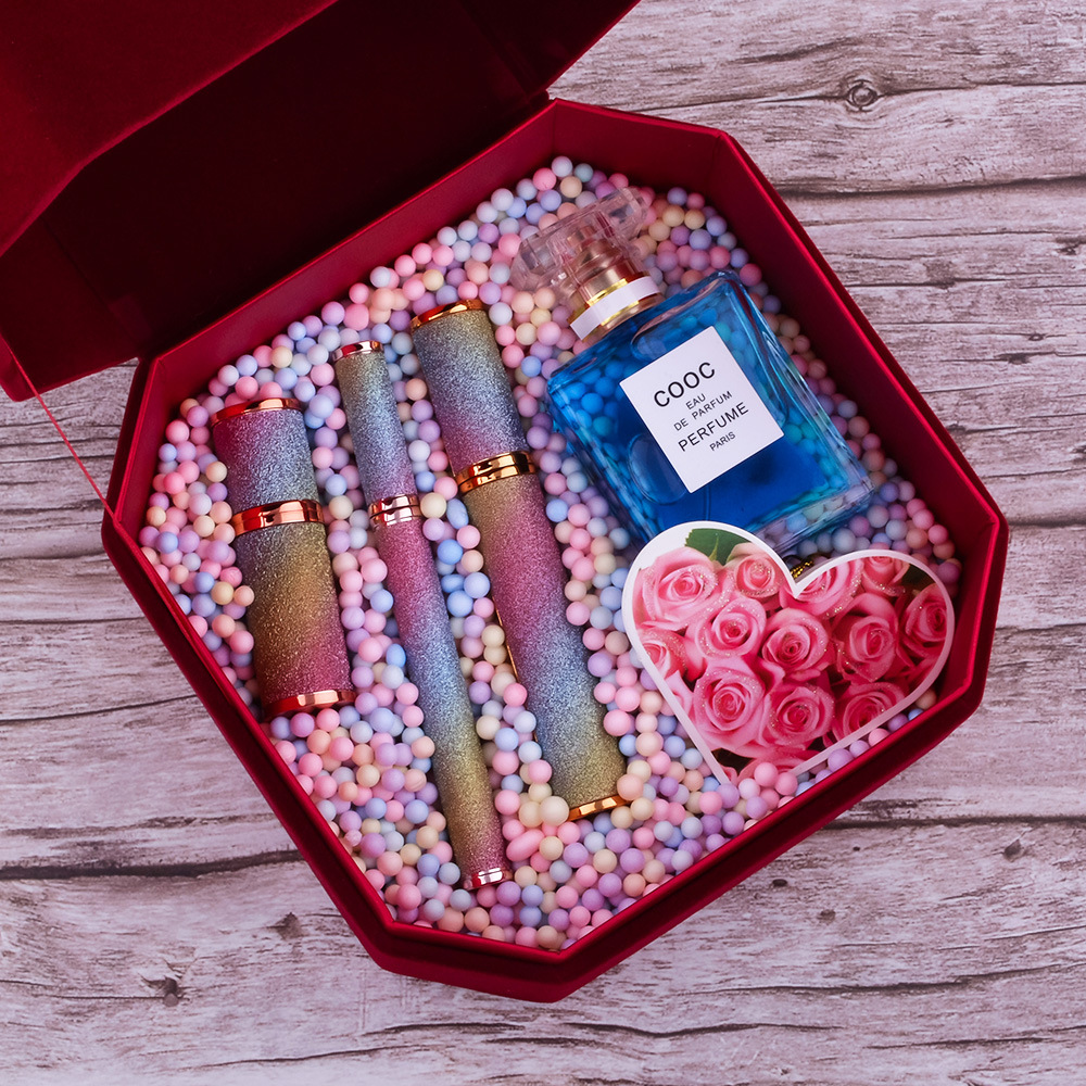 口红香水睫毛膏套装送女朋友老婆生日礼物七夕情人节浪漫礼盒套装