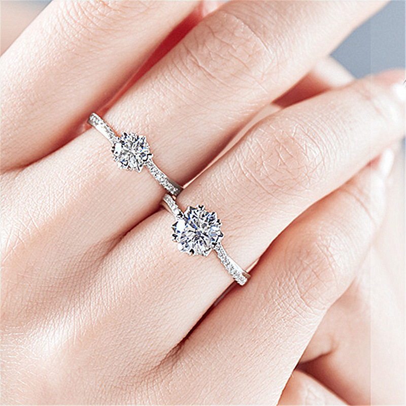 爱心雪花扭臂钻戒镀铂金950爱心六爪2克拉钻石经典一心一意结婚戒