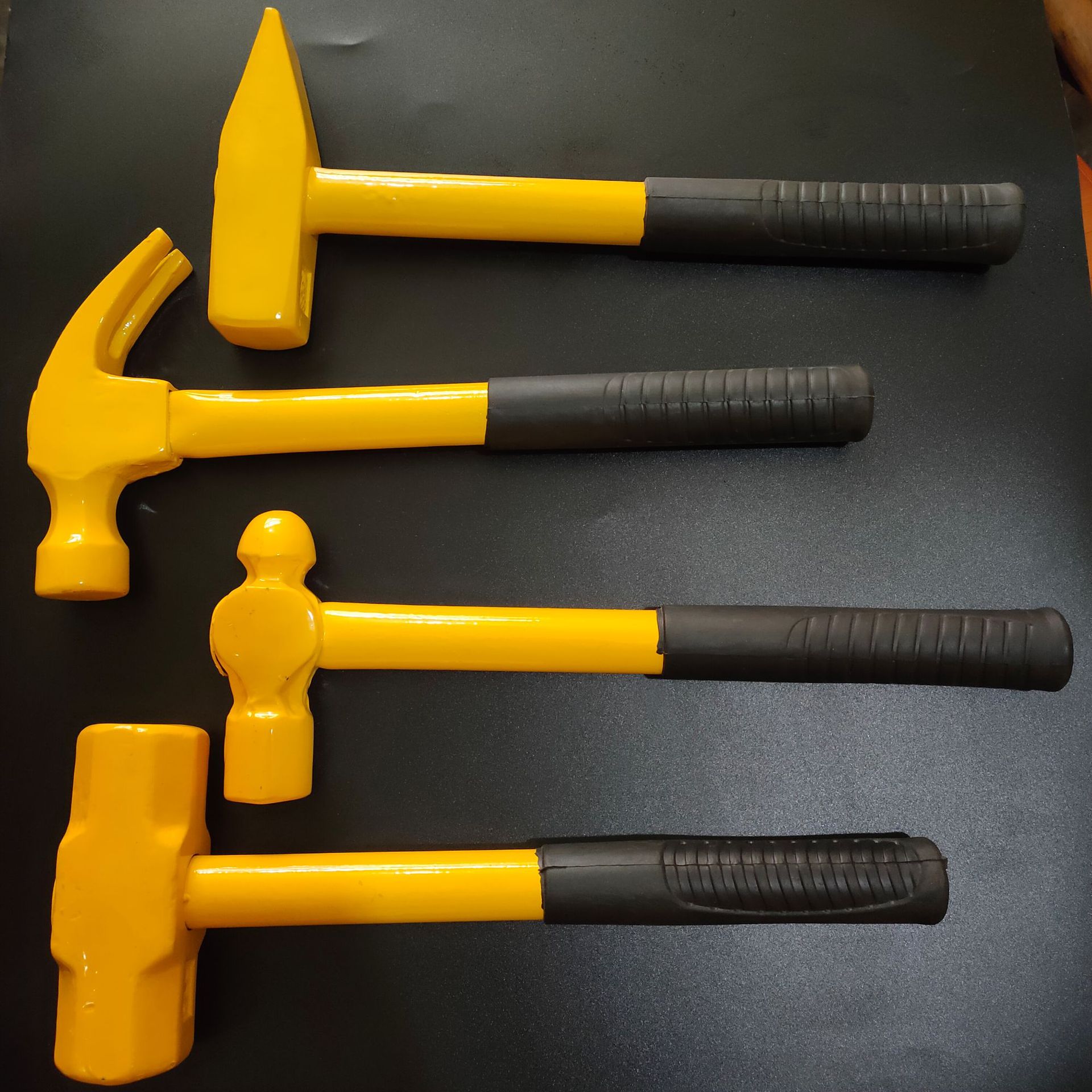 五金工具建筑装修扁头锤子200g包塑鸭嘴锤300g榔头500g钳工锤068