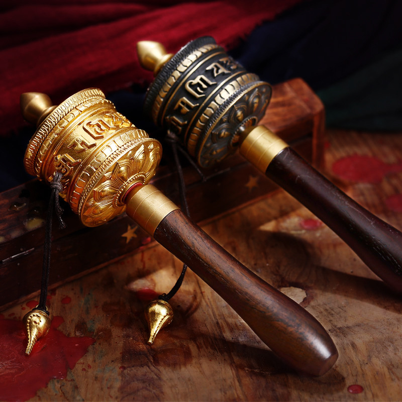 浮雕手摇转经筒六字真言密宗藏传佛教玛尼轮转经轮送布袋包邮