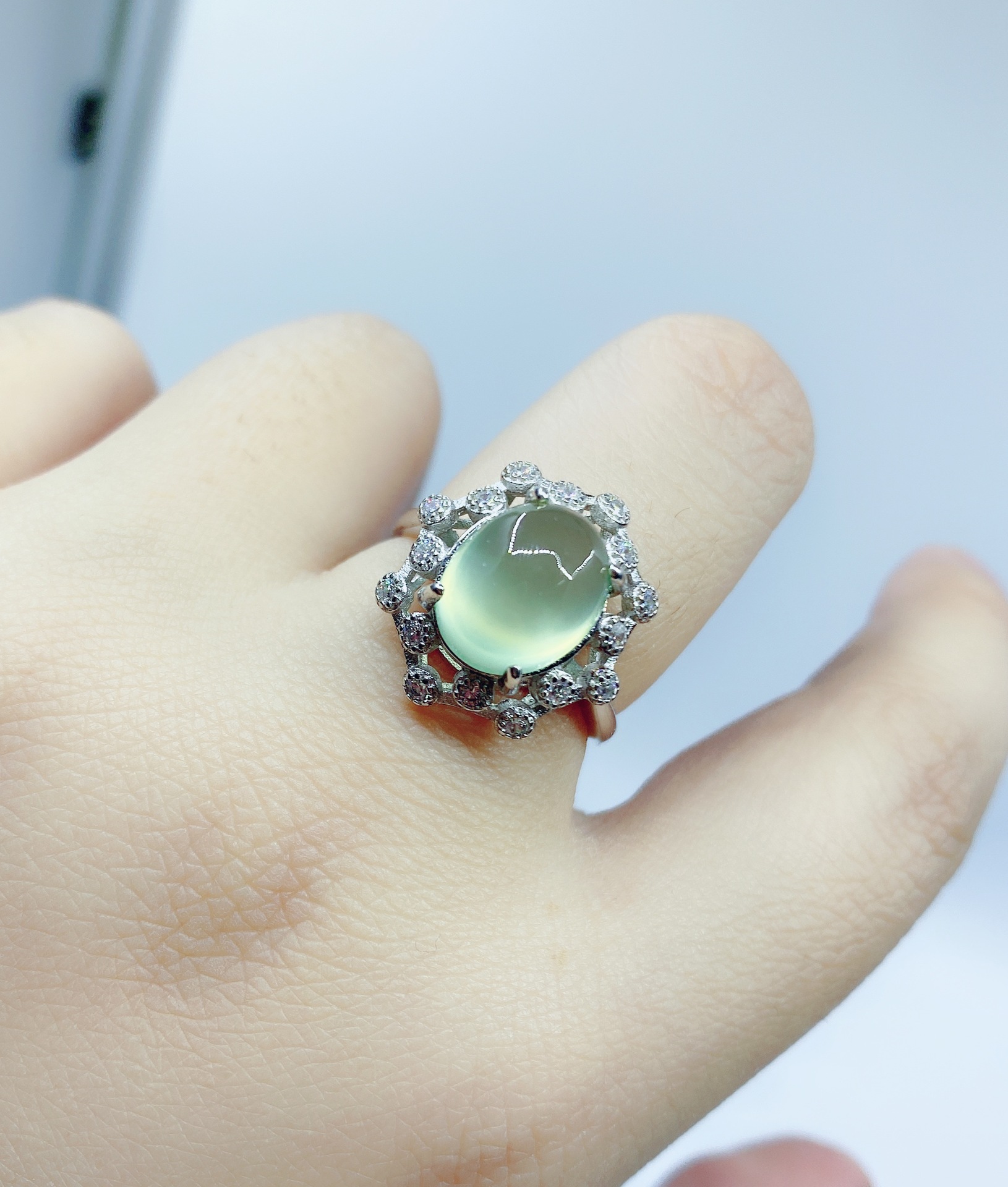 纯天然葡萄石戒指s925纯银镶嵌简单大方满钻戴妃款彩宝首饰