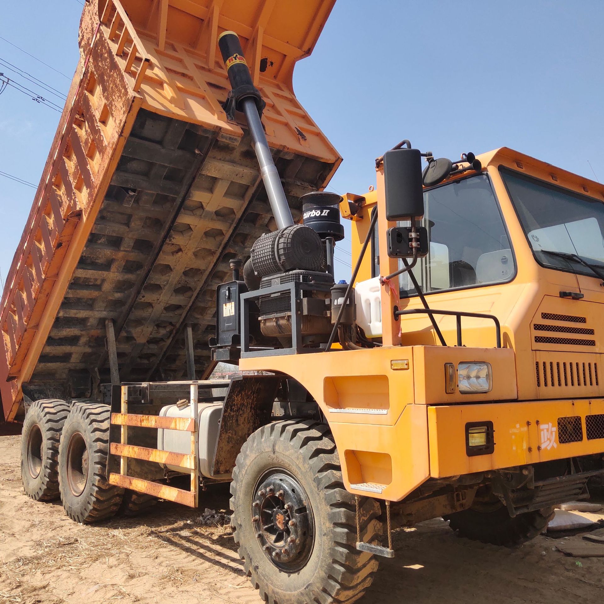 二手德龙60矿70矿宽体自卸车 库存新车狂霸矿山霸王自卸车-阿里巴巴