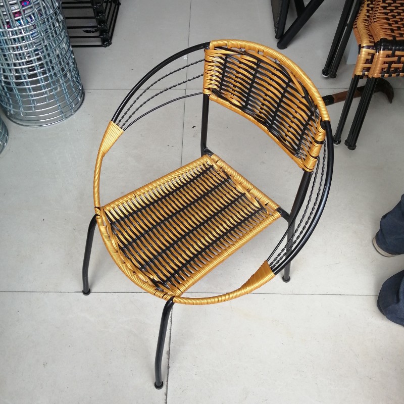 户外藤椅塑料编织椅子家用休闲椅子家居日用百货简易凳子地摊赶集