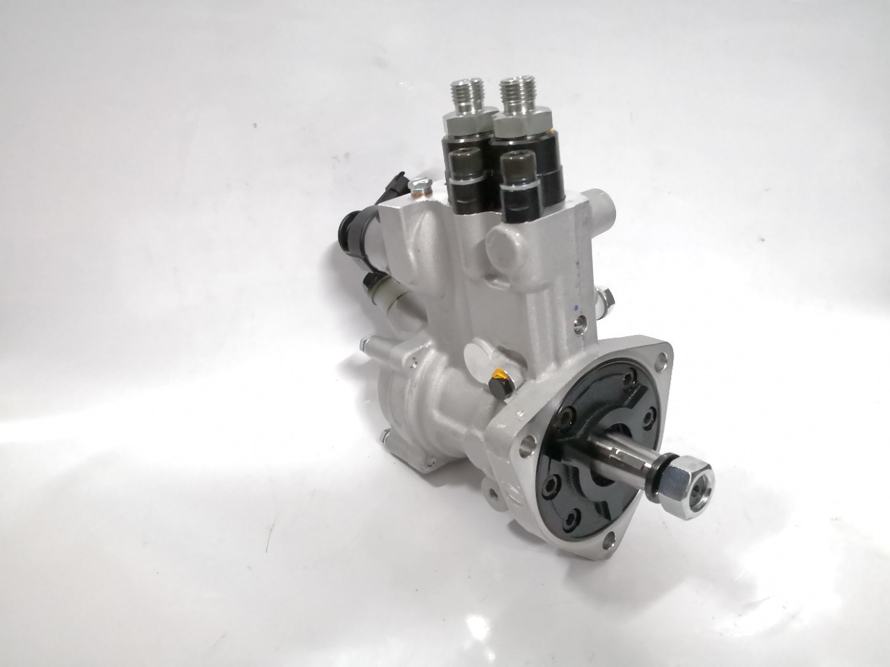 潍柴博世高压wp3q130e油泵