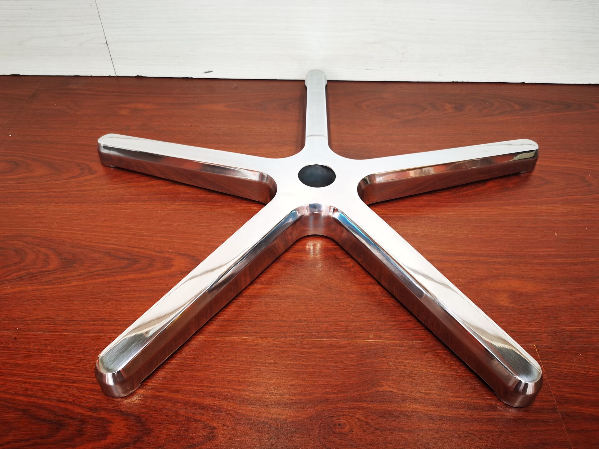 厂家直销新款铝合金压铸五星脚 铝合金平脚