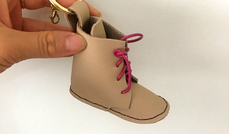 diy手工皮具小鞋子靴子挂件挂饰版型图纸亚克力出格模板纸格