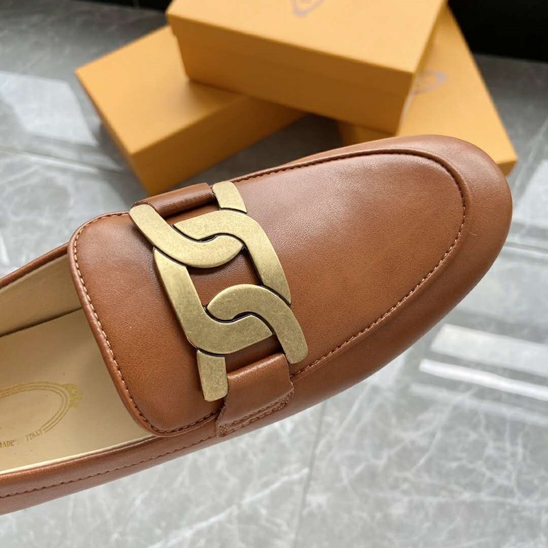 20外贸新款苏茵茵 葡萄妈复古金扣真皮一脚蹬懒人乐福鞋女小皮鞋