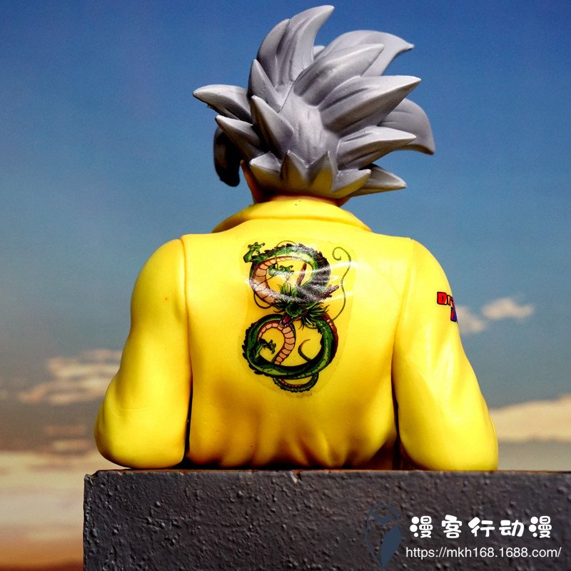 七龙珠 gk 超级赛亚人 蓝发孙悟空 双头雕 潮牌潮服 坐姿手办摆件