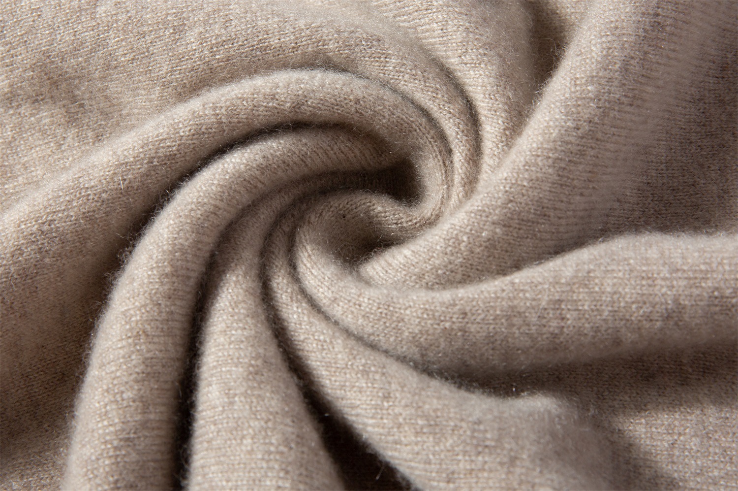 厂家批发山羊绒高翻领男士长袖羊绒衫打底针织羊毛衫毛衣批发代发