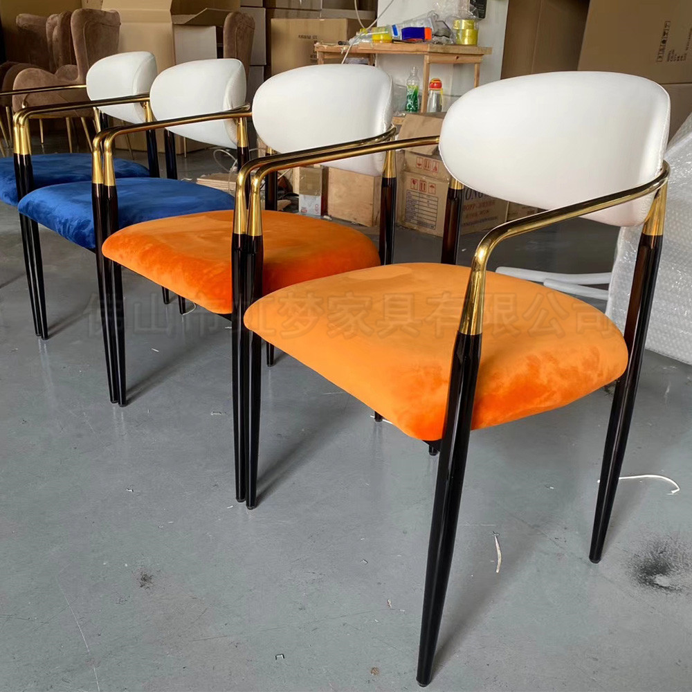 新款轻奢不锈钢扶手椅意大利样板房家用餐椅厂家热卖宁波酒店餐椅