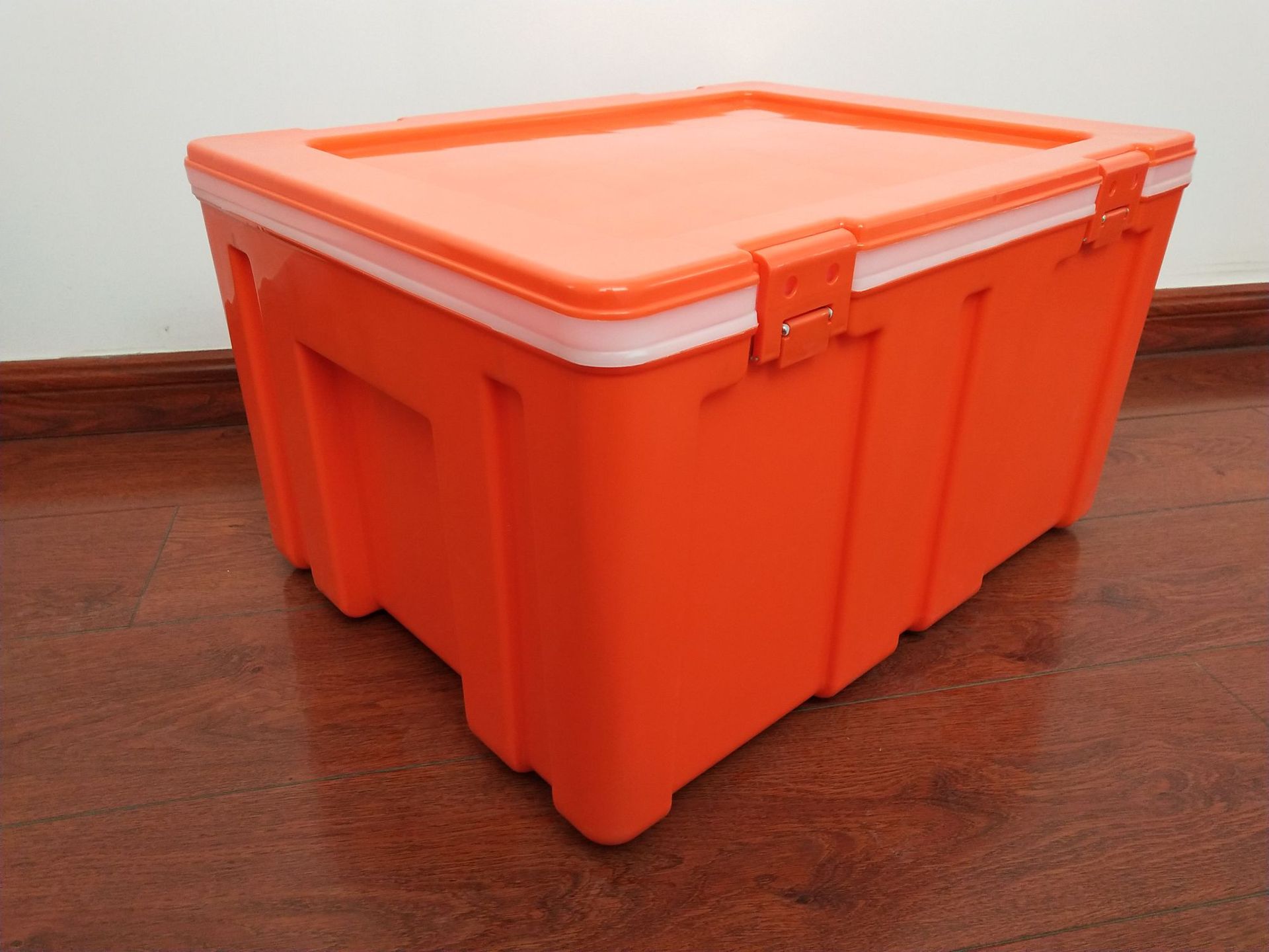 60l车载保温箱 食品外卖保温箱 塑料冷链食品运输冷藏箱周转箱