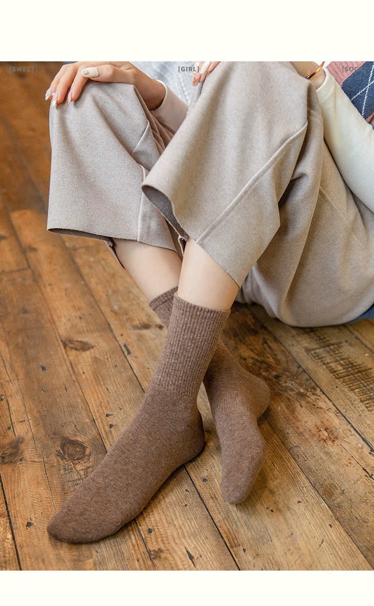 袜子女中筒袜秋冬季纯棉日系纯色堆堆袜学院风百搭长袜打底棉袜