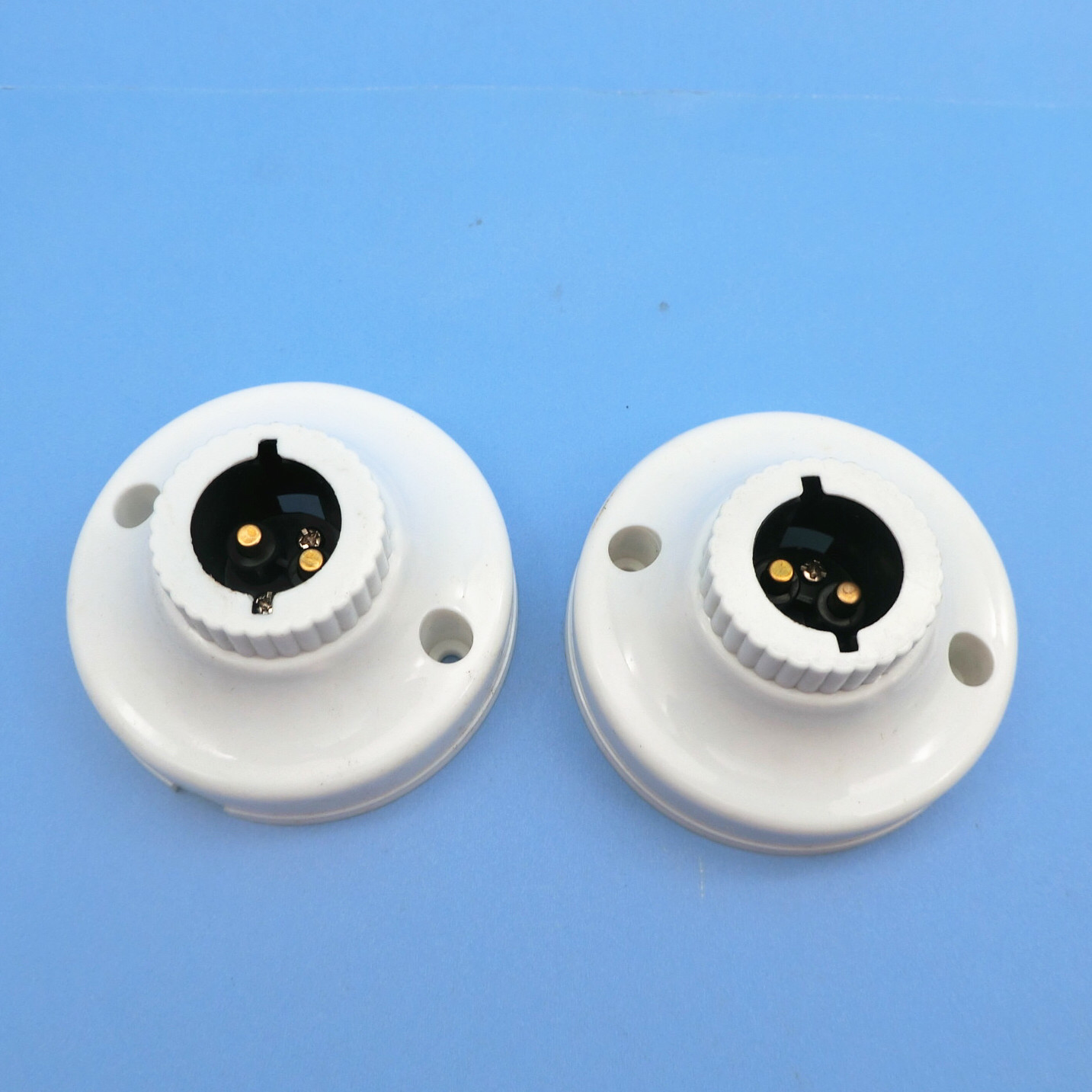 8公分底圆形e27卡口平灯座80mm塑料灯头led平灯座白色灯座