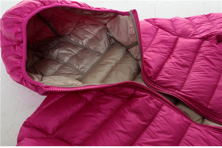 轻薄羽绒服女士双面穿短款连帽大码便携收纳两面穿保暖外套休闲潮