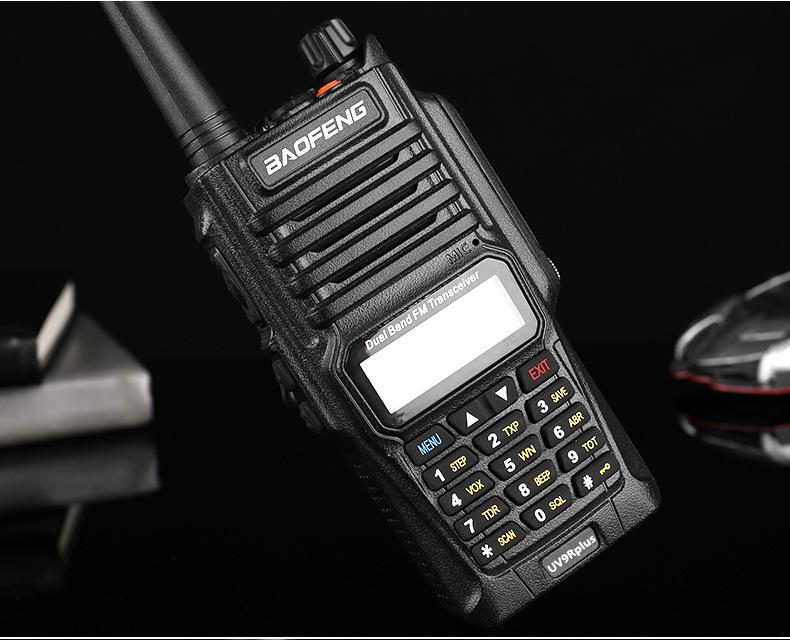 宝峰baofeng对讲机uv9rplus防水ip67大功率手持对讲无线电台户外