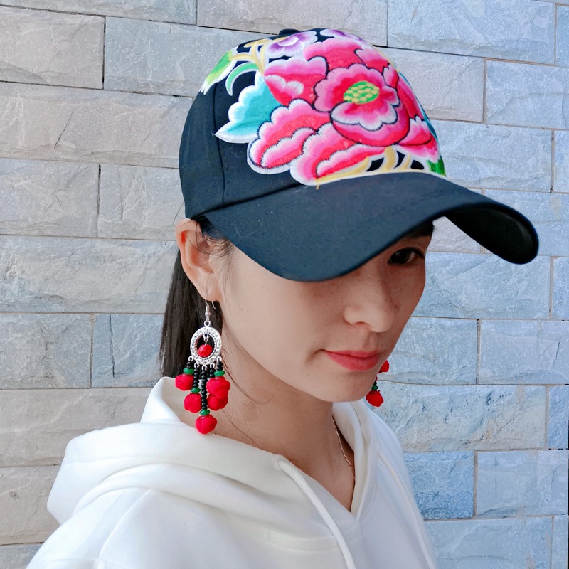 刺绣民族特色花朵帽子时尚民族风女式遮阳帽休闲棒球帽批发