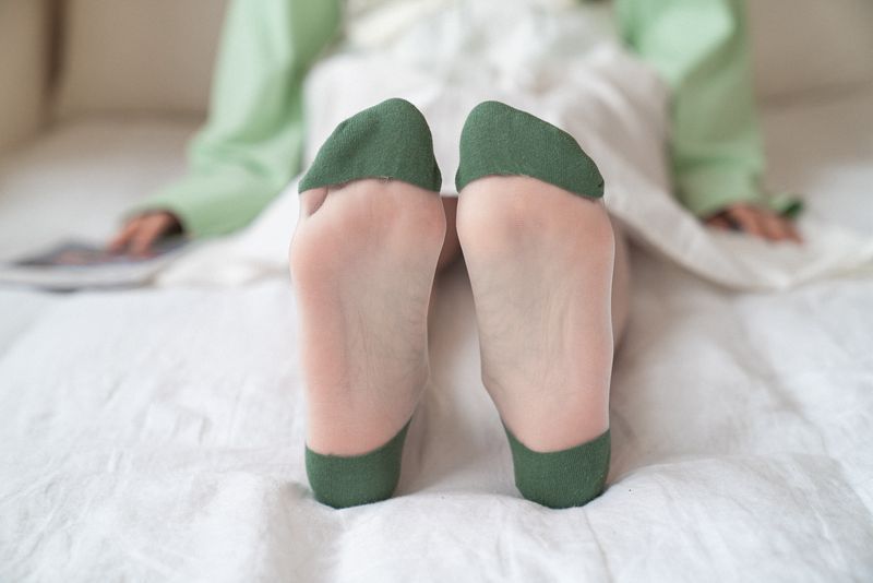 日系学院风水果玻璃丝薄款透明潮流网红袜子 中筒卡丝袜