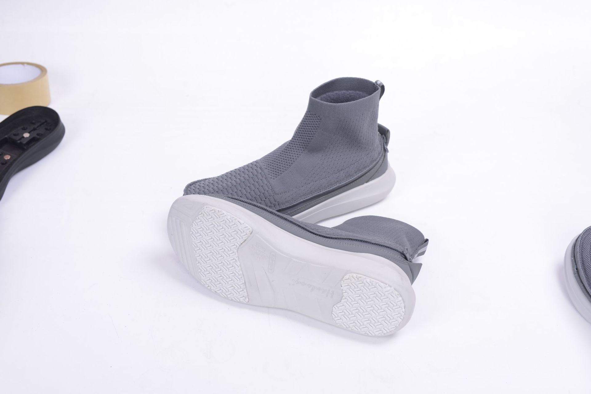 2020新款防滑鞋批发休闲鞋一鞋两穿拉链换面款厂家定制一件代发