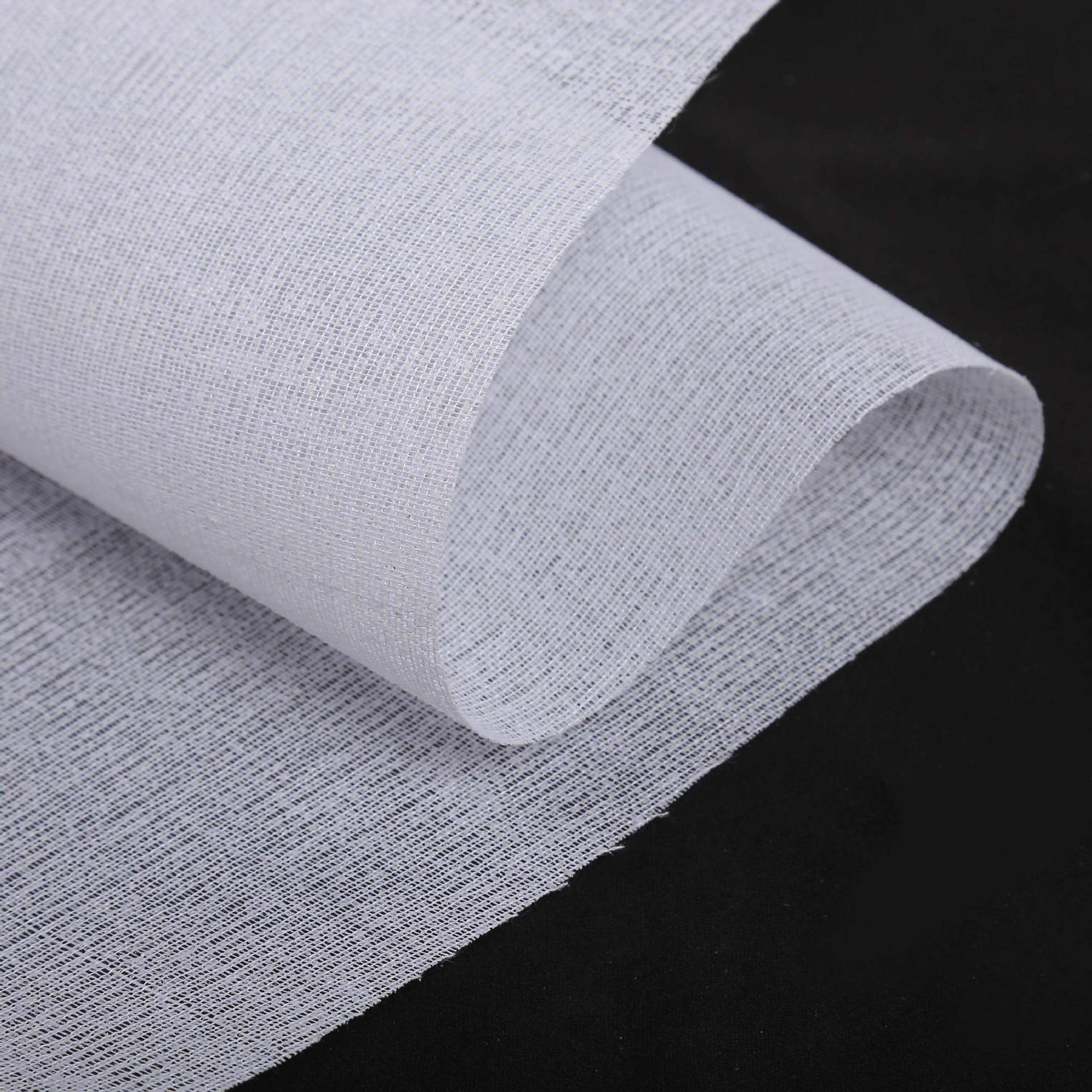 厂家定有纺衬布112门幅树脂衬窗帘衬白色窗纱帘头衬量大优惠