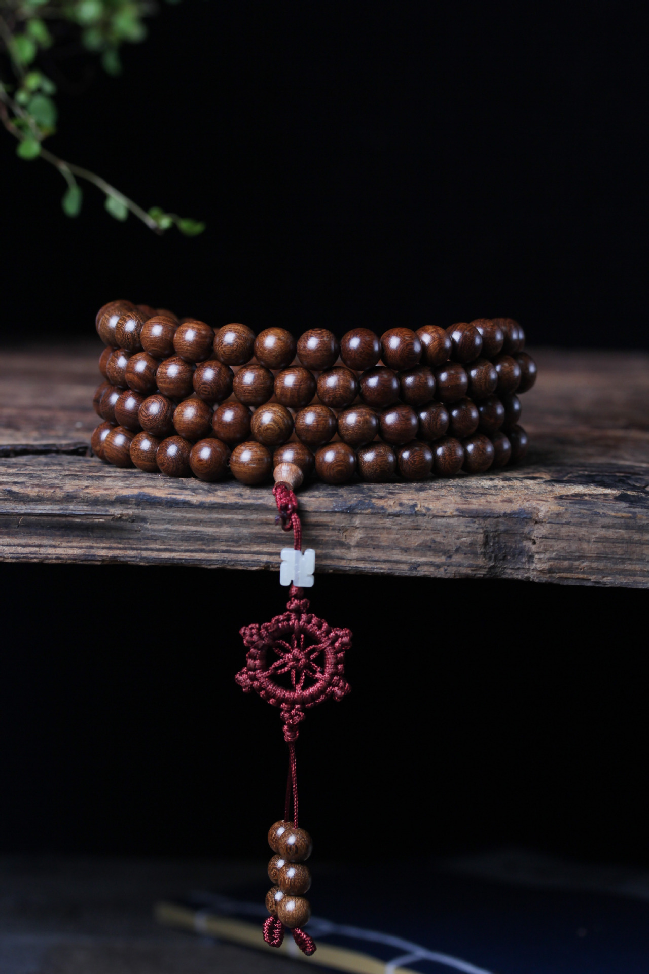 金丝檀佛珠手串文玩念珠手持木质饰品佛教手链 檀木佛珠厂家批发