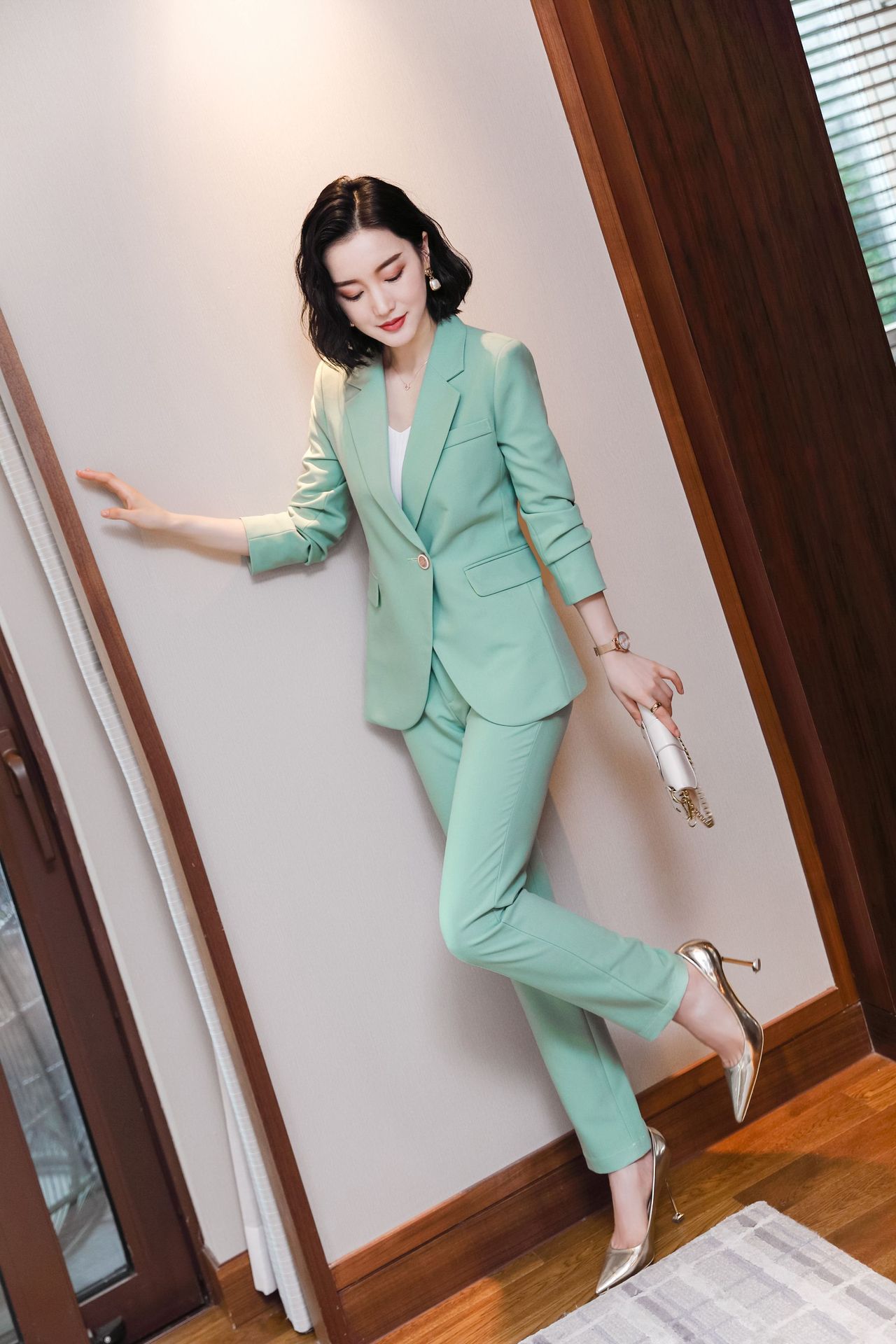 2020秋季职业装女装套装气质ol西服套装女裤套装餐饮酒店经理制服