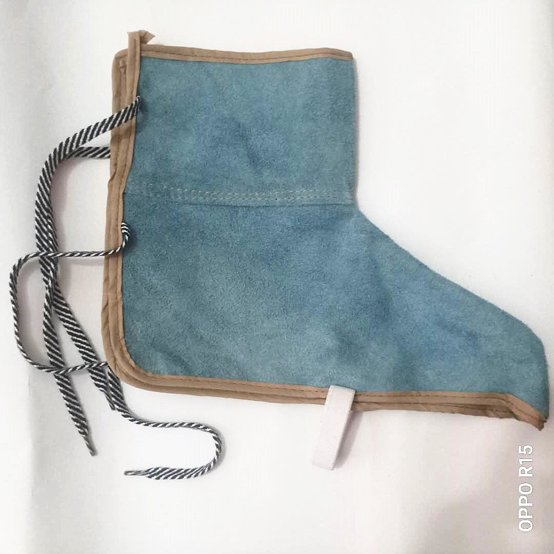 牛皮护脚护具电焊护脚套焊工护具脚盖鞋盖隔热防火花飞溅焊接鞋套