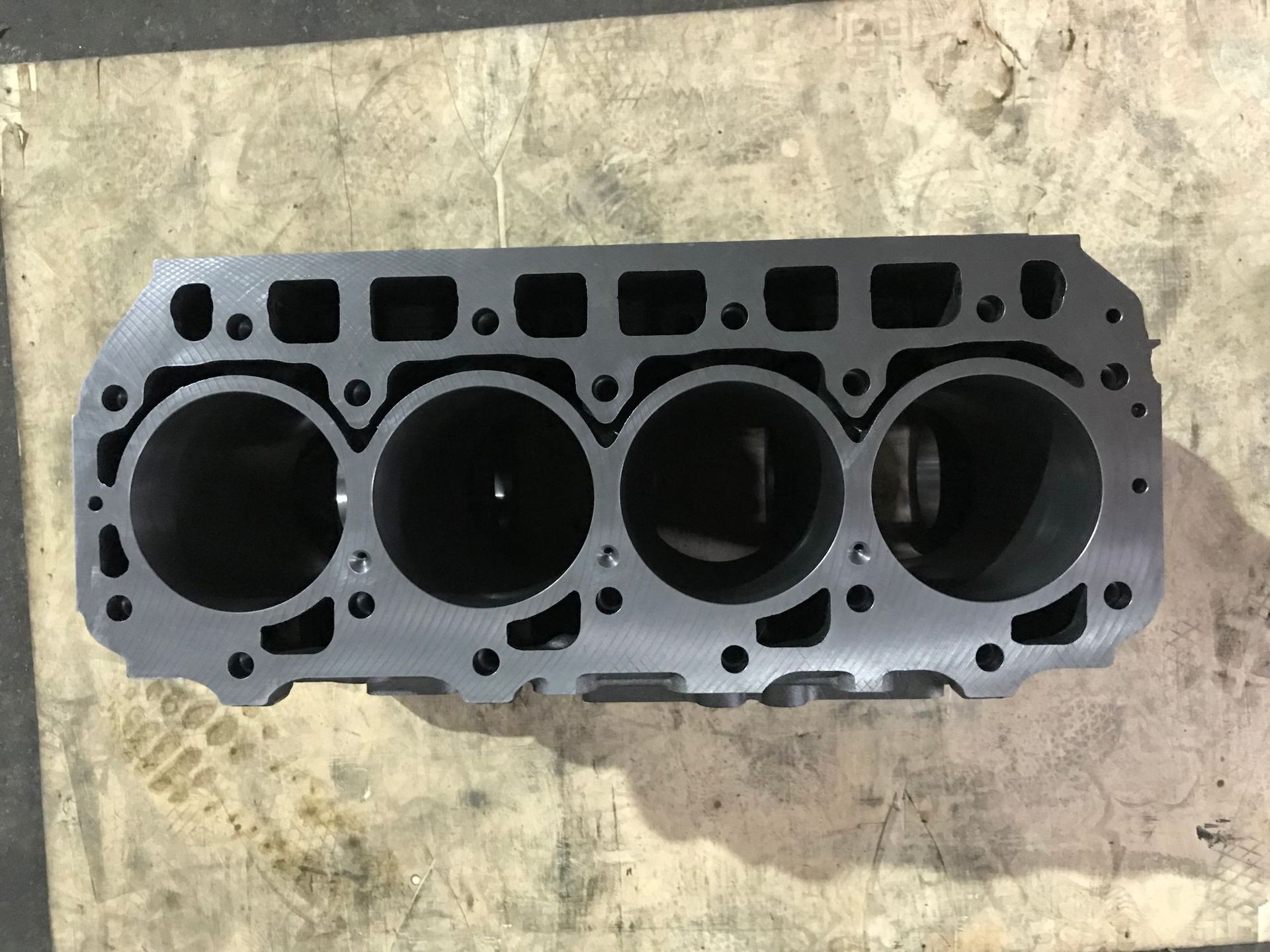 适用于久保田d1503发动机缸体收割机挖掘机配件