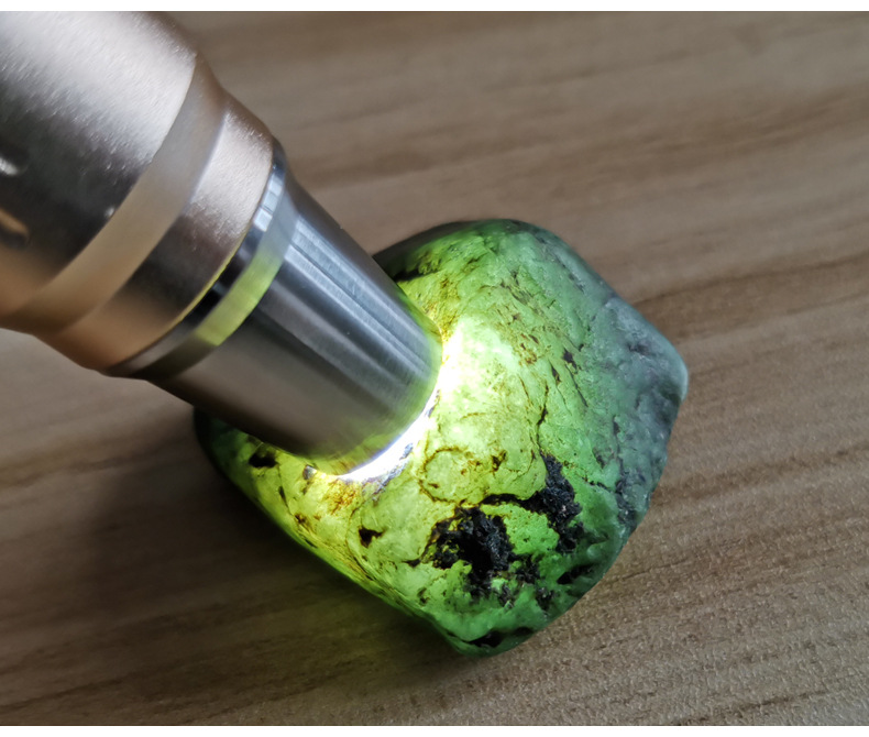 鉴定强光手电筒 小口径白光灯钢灯头两档 照玉石鉴玉翡翠原石珠宝