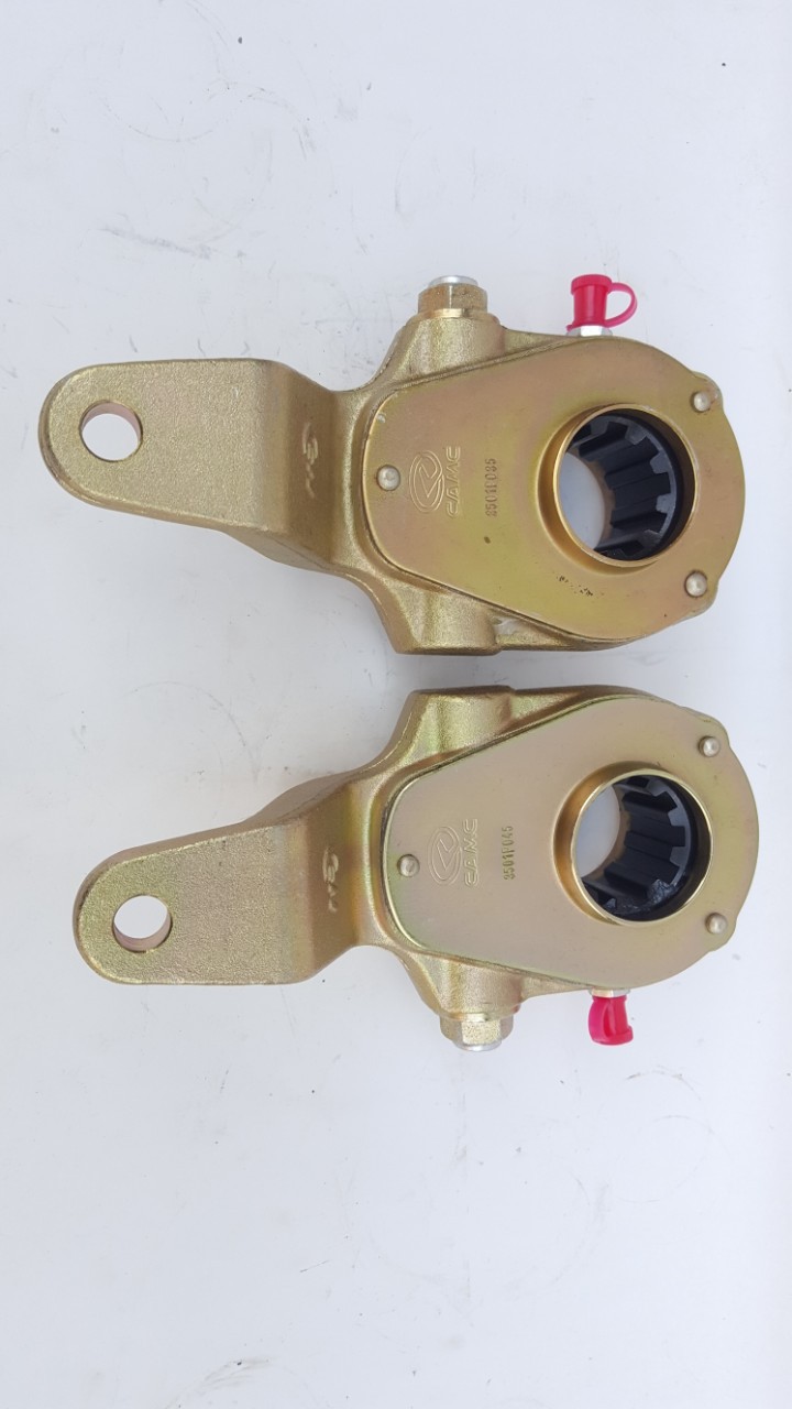 华菱原厂南骏农用车145桥刹车调整臂3501p035