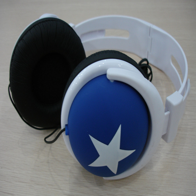 厂家批发头戴式环绕重低音耳机游戏 吃鸡 手机电脑耳机五角星图案