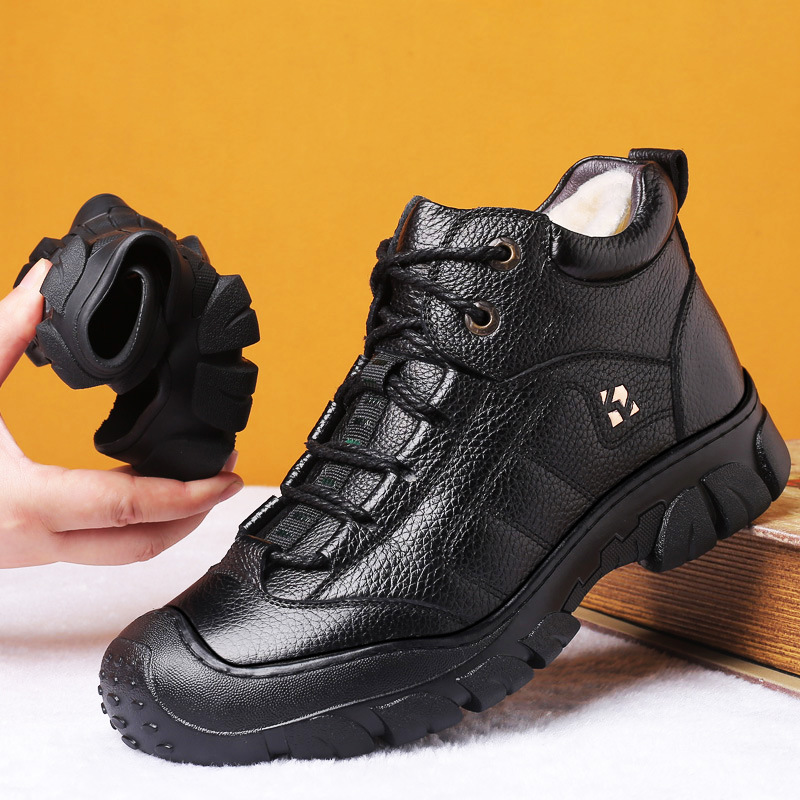 Winter Warm Hot Selling Men's Shoes Fleece-Lined Thick and Comfortable Soft Sole Sneakers Fur All-Matching Leather Shoes