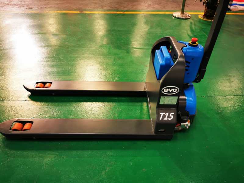 5吨byd蓝蚁plus全电动搬运车托盘车