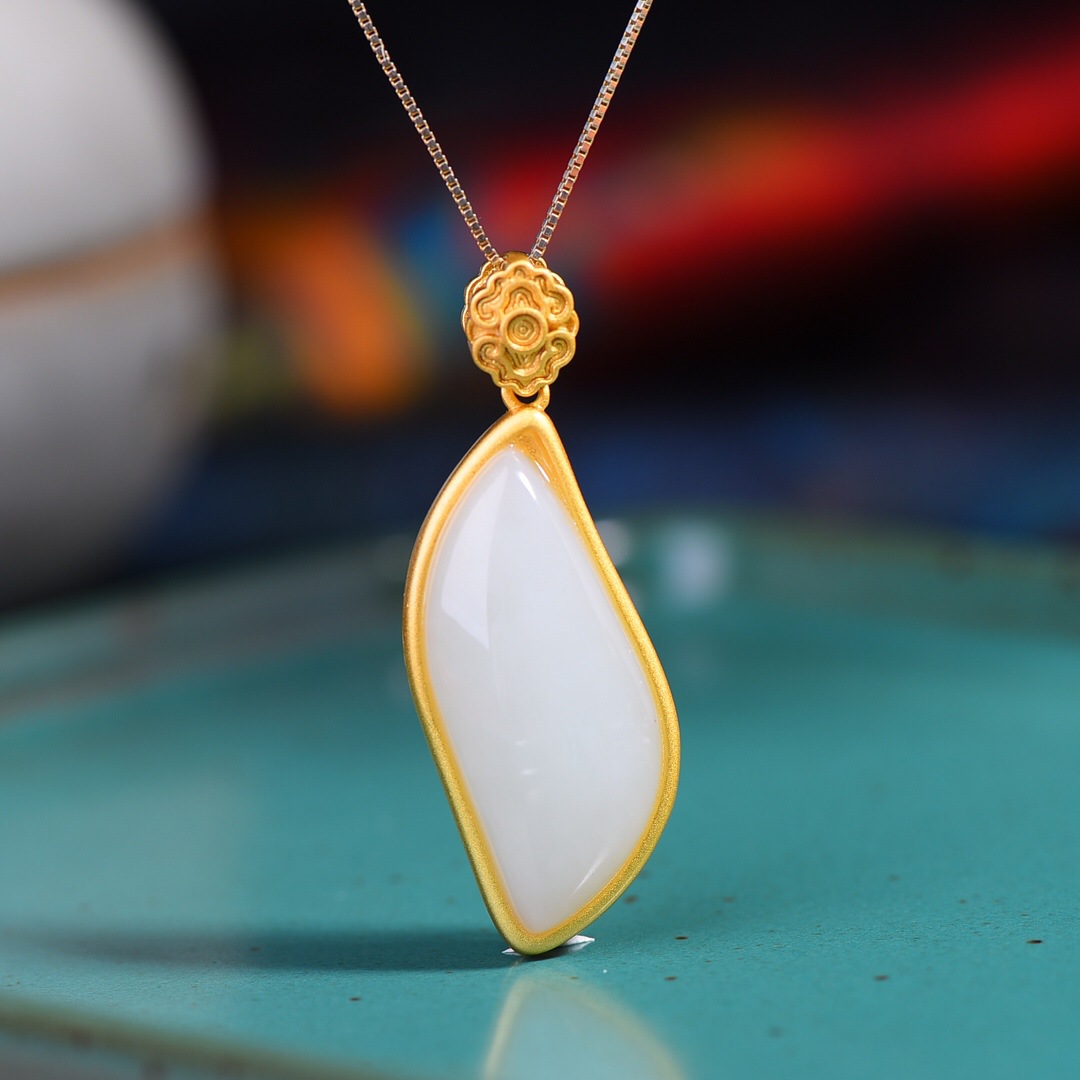 和田玉柳叶玉坠 玉石随形水滴吊坠 925银镶女时尚锁骨链纯银项链