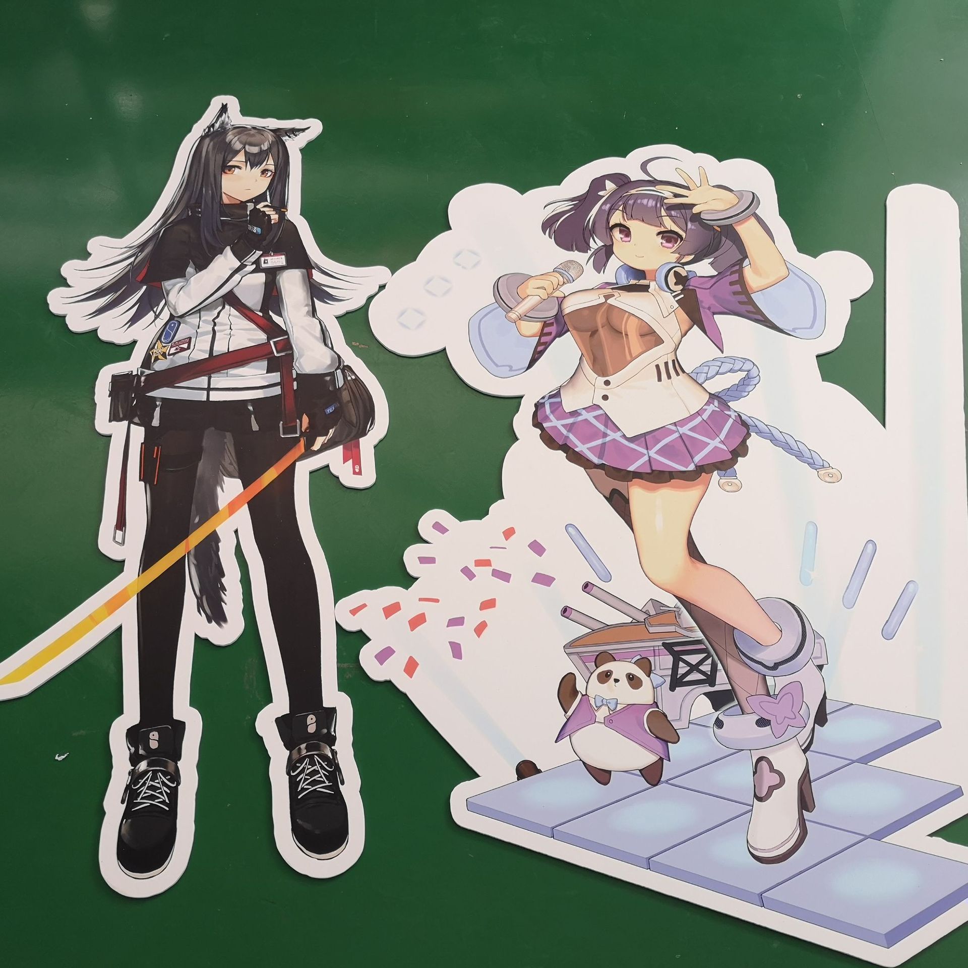 厂家制作人形立牌雪弗板人像立牌kt板卡通动漫人像展示牌立人支架