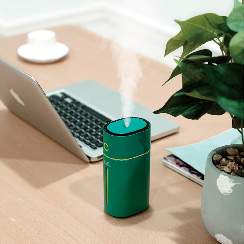 Ruyifeng Wholesale Zhuoge Humidifier Car Desktop Office Small Mini Humidifier Promotional Gift