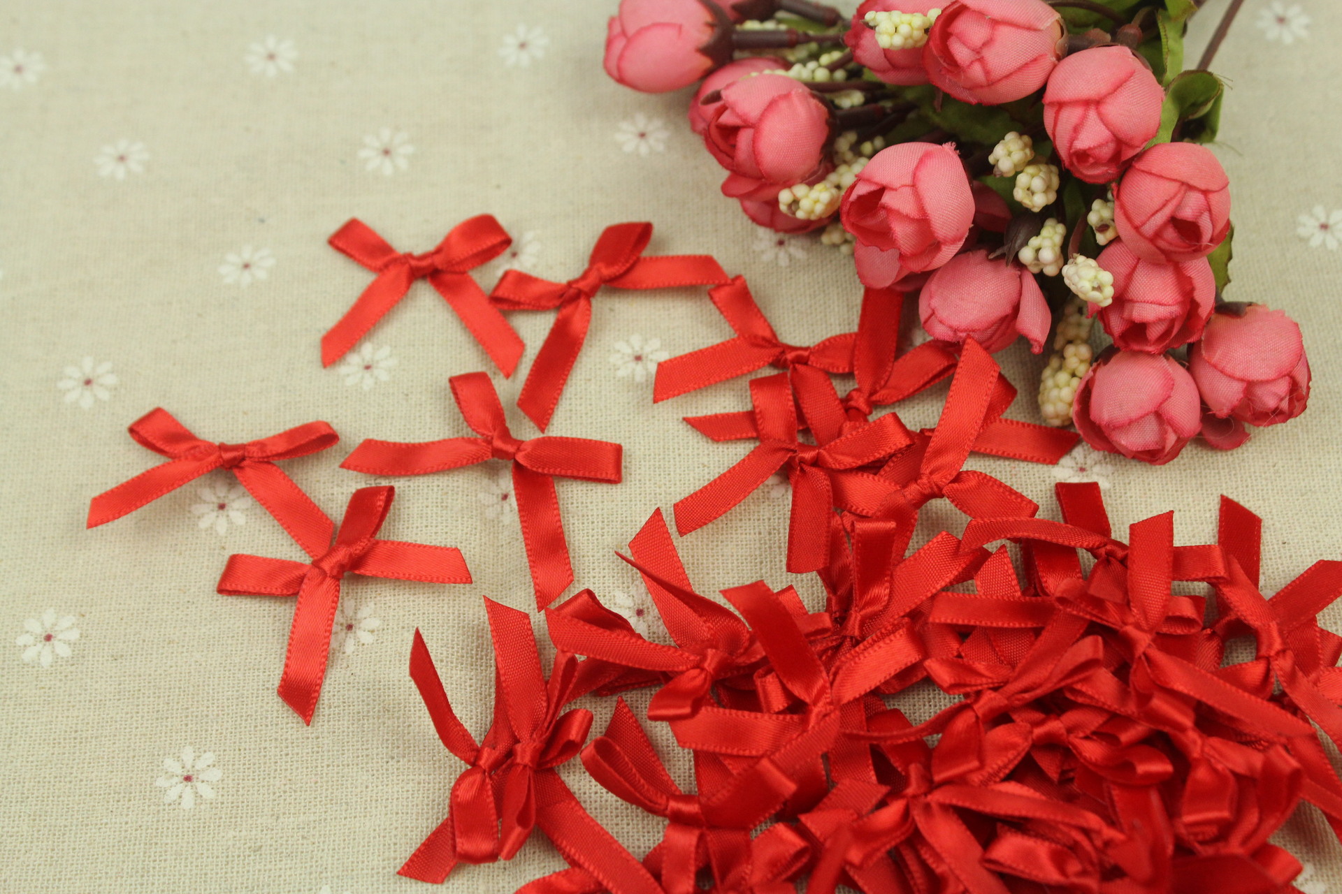 丽翔织带手工缎带蝴蝶结1cm丝带手打蝴蝶结服装辅料大红色蝴蝶结