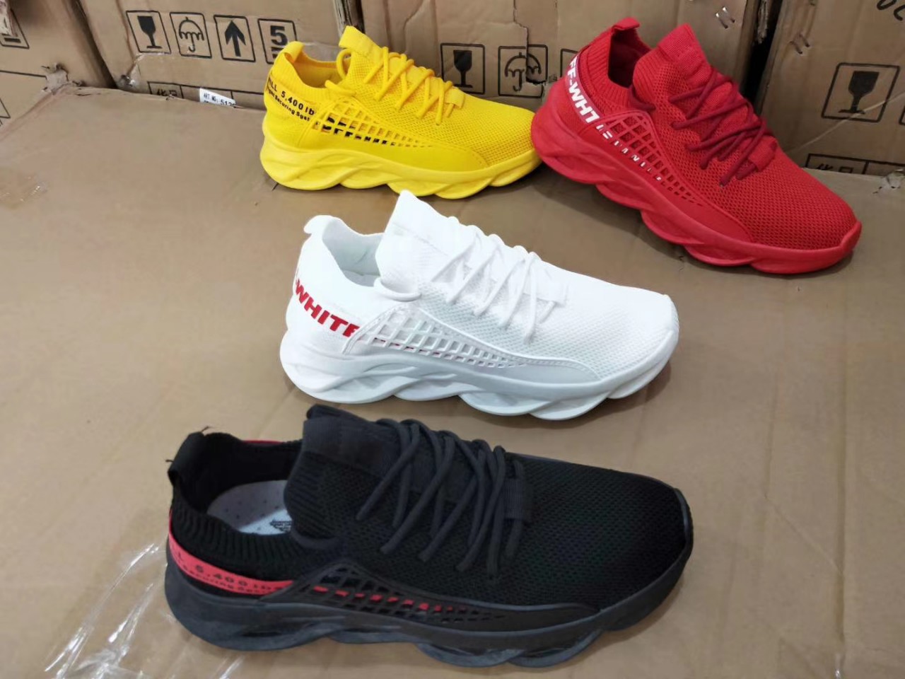 福建品牌气垫运动鞋清仓处理运动尾货鞋库存品牌鞋新款运动断码鞋