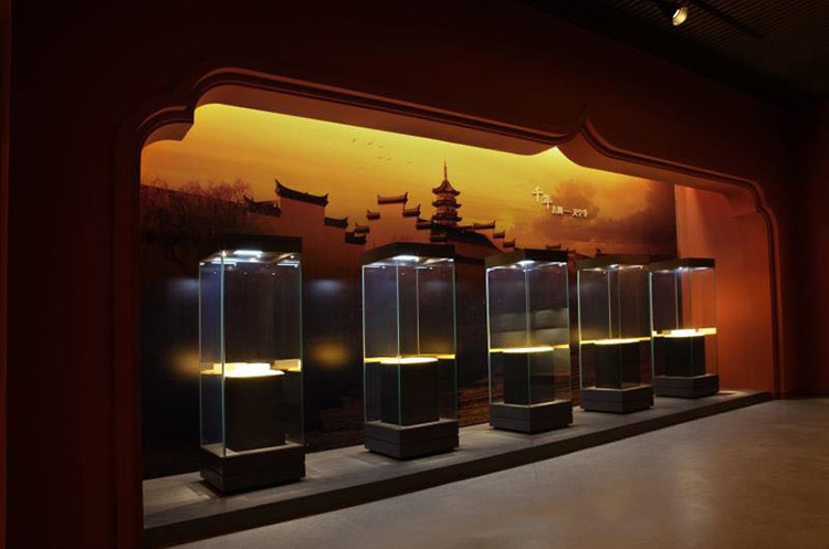 agc减反射夹胶玻璃 低反射博物馆玻璃 进口珠宝展柜陈列专用玻璃