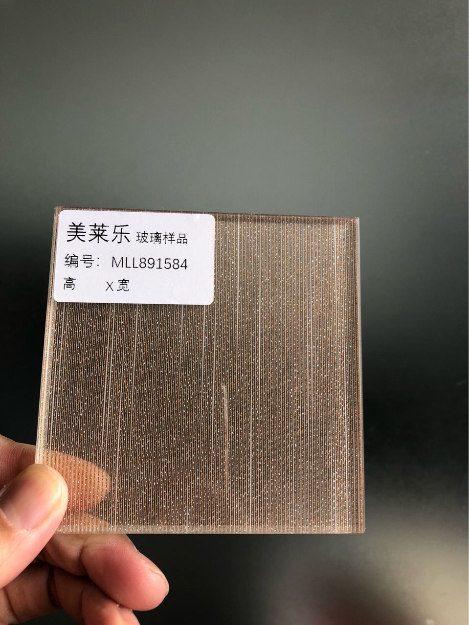 厂家供应新款夹丝玻璃屏风隔断夹绢玻璃加工定制广州佛山